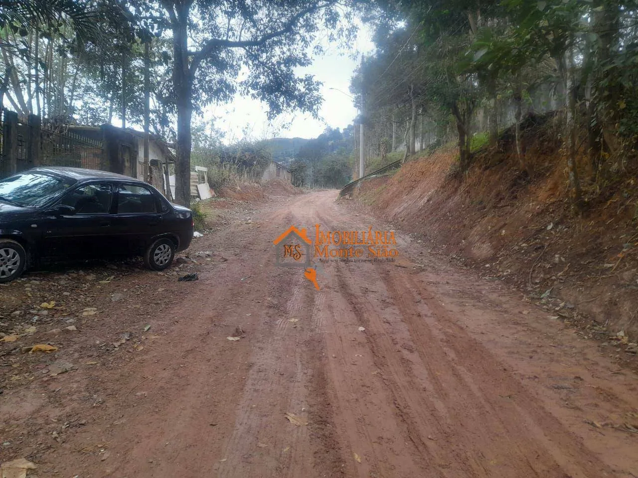 Imagem Terreno à venda, 844 m² por R$ 220.000,00 - Água Azul - Guarulhos/SP