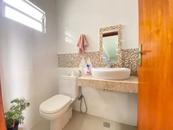 Imagem Casa Sobreposta alta à venda com 4 suítes com piscina no bairro Aparecida em Santos/SP
