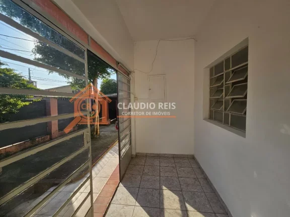 Imagem Casa térrea com 2 Quartos para alugar, 80m² - Campo Grande - São Paulo-SP