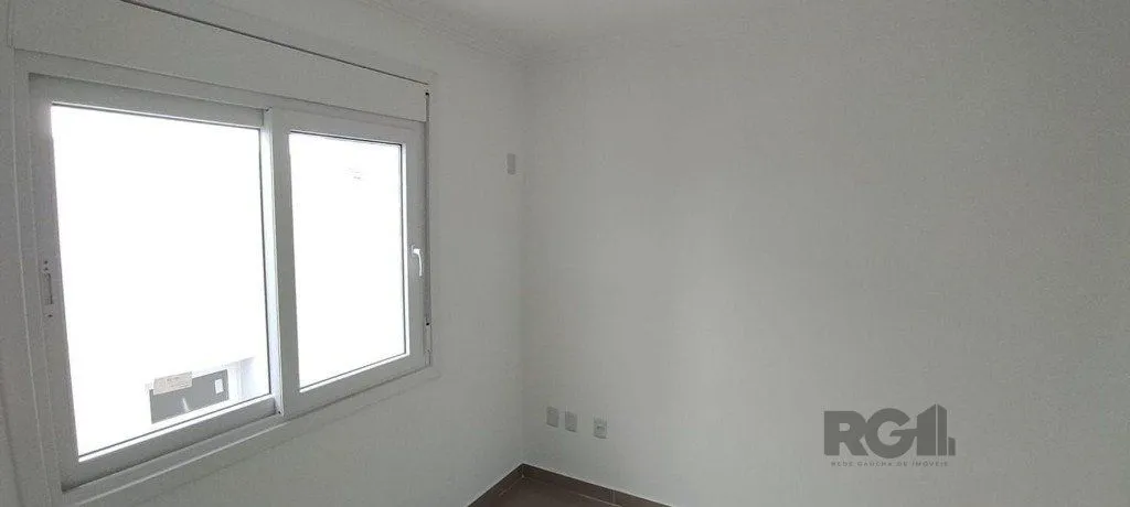 Imagem Casa de 3 dormitórios no bairro Hípica
