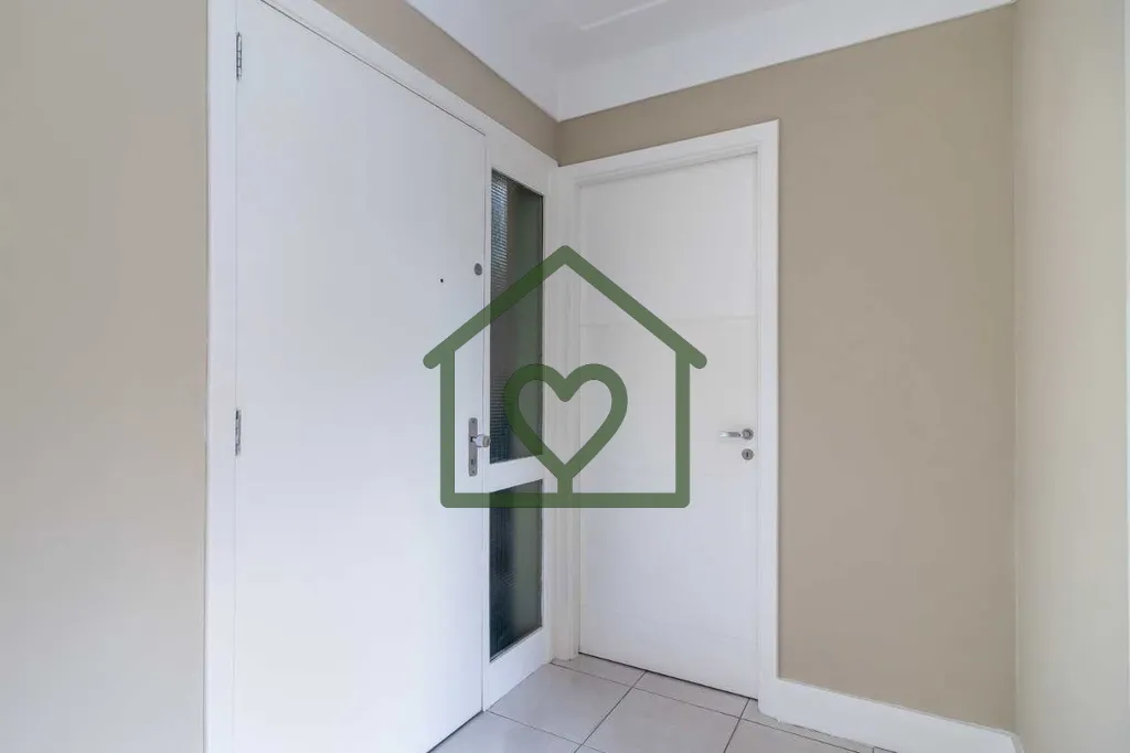 Imagem Vendo com Exclusividade no Bairro Petrópolis. 
 
Está alugada por R$ 1.300,00 
 
Linda sala comerc...
