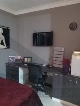 Imagem CASAL IMÓVEIS VENDE CASA PORTEIRA FECHADA MORADE VERDE 5 SUÍTES + ENERGIA SOLAR