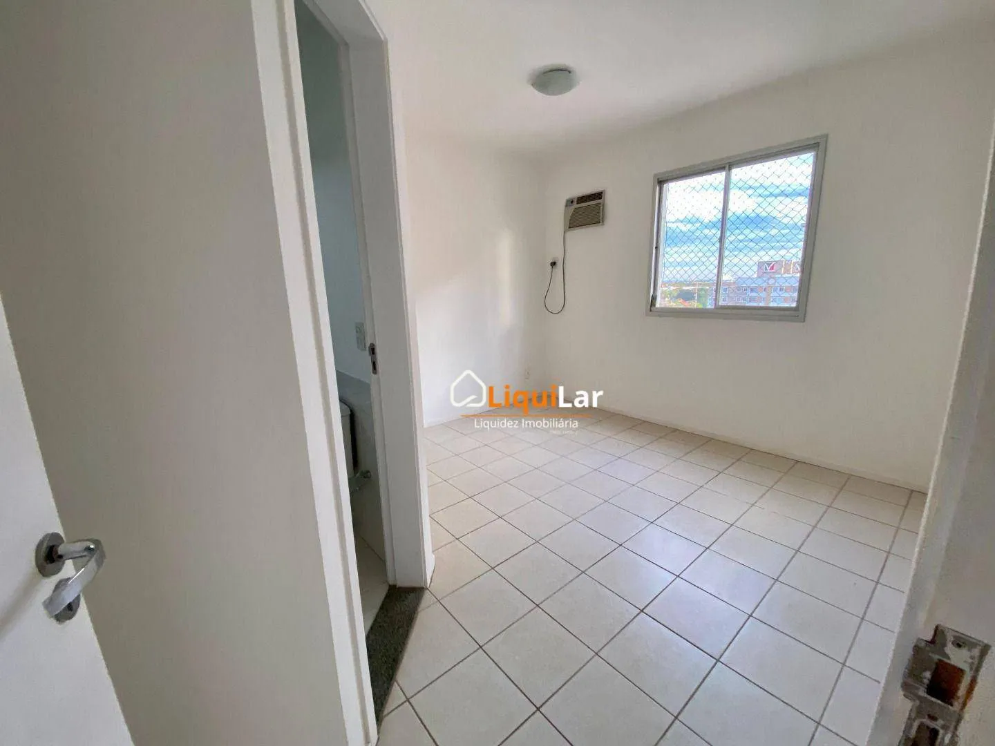 Imagem Apartamento à Venda no Piazza do Bosque com Suíte, Sacada, Cozinha Planejada e Lazer Completo