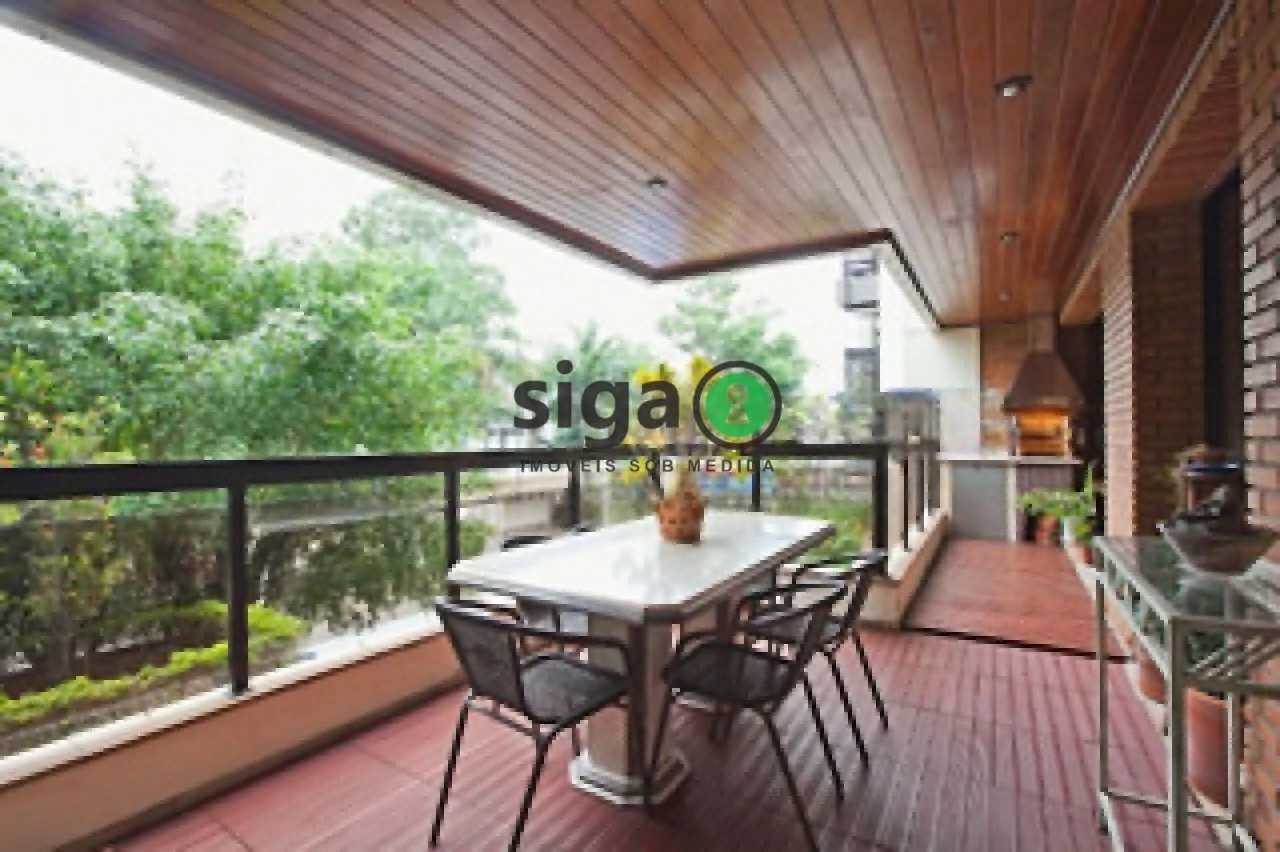Imagem Apartamento a venda ou locação 246 m² 5 dormitórios 3 suítes 4 vagas 1 depósito no Real Parque - SP