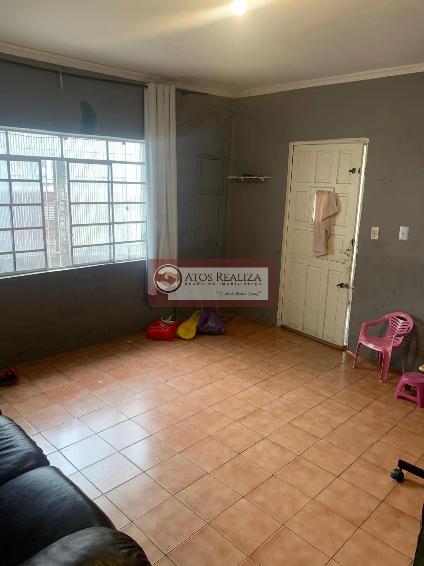 Imagem Casa Térrea com 3 dormitórios, 4 vagas de Garagens, Oficina, à Venda no Jardim Vergueiro, Região das Vila das Mercês SP, por R$370.000, Oportunidade.