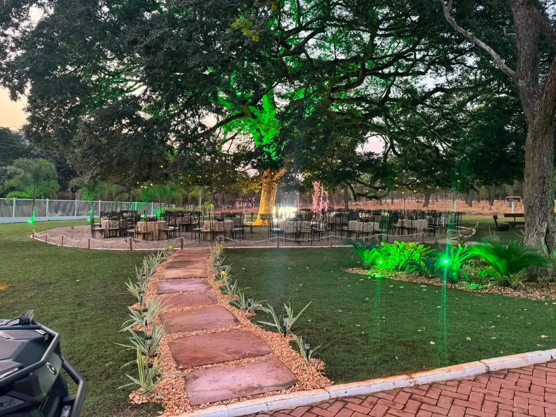 Imagem Rancho de Alto Padrão à Venda ?Com 40.000 m² de área total, Paraopeba/MG