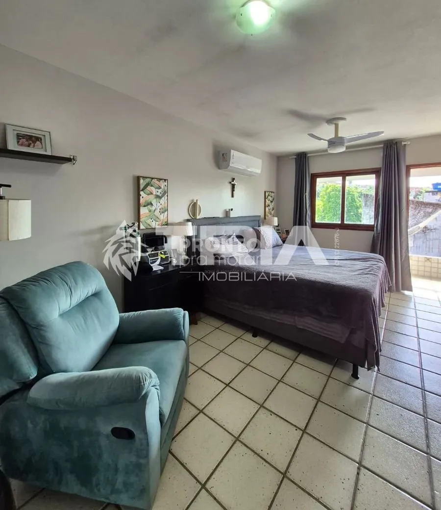 Imagem Casa de 3 quartos, 231m² no bairro Sítio dos Pintos, em Recife
