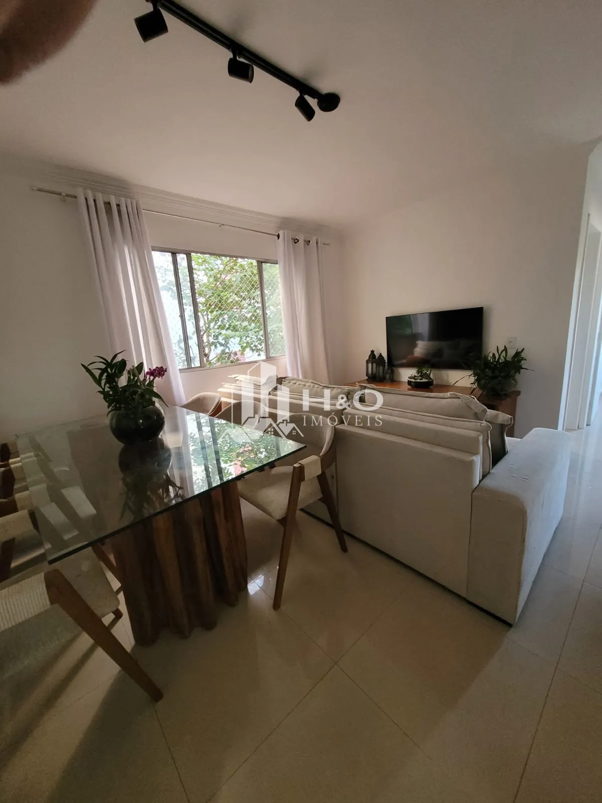 Imagem Vende-se Apartamento na Vila Carmosina/SP - Conjunto Residencial Salvador Astone