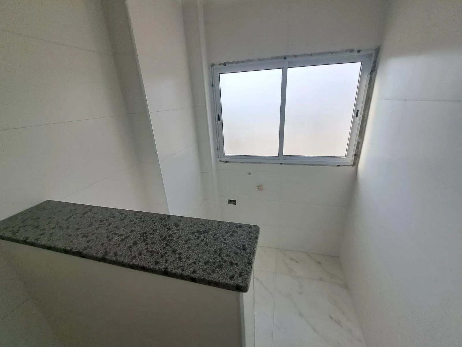 Imagem Apartamento para Venda em Praia Grande, Aviação, 2 dormitórios, 1 suíte, 1 banheiro, 2 vagas