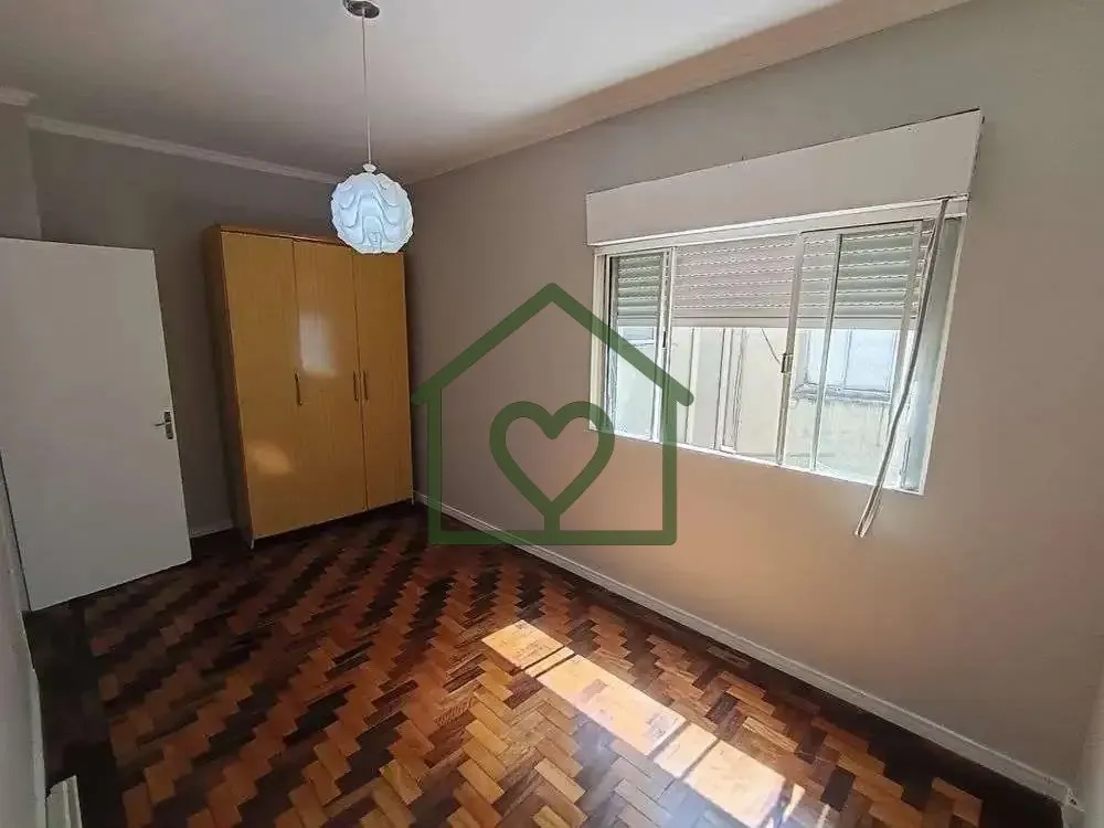 Imagem Excelente apartamento à venda no bairro Menino Deus, na Avenida Getúlio Vargas, uma das regiões m...