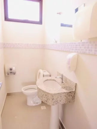 Imagem Prédio Comercial à Venda em Santa Felicidade – 622m², 8 Vagas
