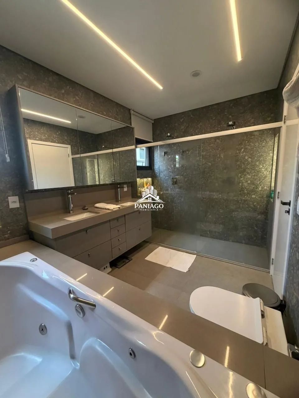 Imagem Casa Térrea à Venda no Condomínio Belvedere I | Porteira Fechada | 325 m²
