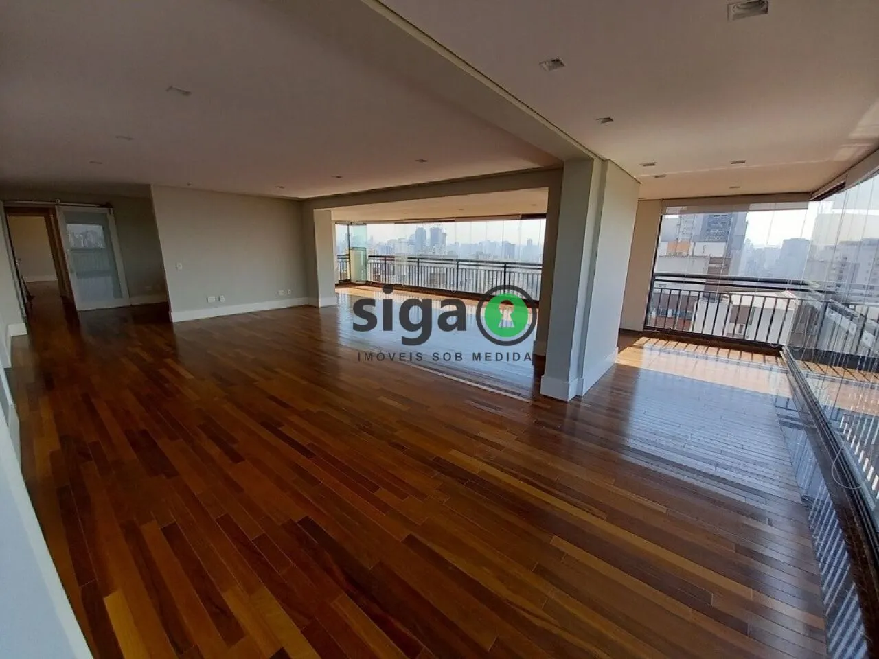 Imagem Apartamento a venda no Alto da Boa Vista com 3 quartos