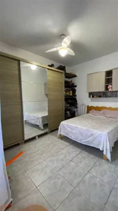 Imagem Sobrado 5 dormitórios 6 vagas no canto do forte