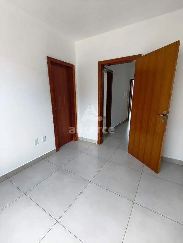 Imagem Sobrado à venda com 3 quartos 1 suíte, 100m² em Serraria São José