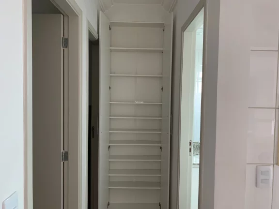 Imagem Imperdível Apartamento à Venda na Lapa, São Paulo-SP: 2 Quartos, 1 Suíte, 2 Salas, 2 Banheiros, 1 Vaga, 59m².
