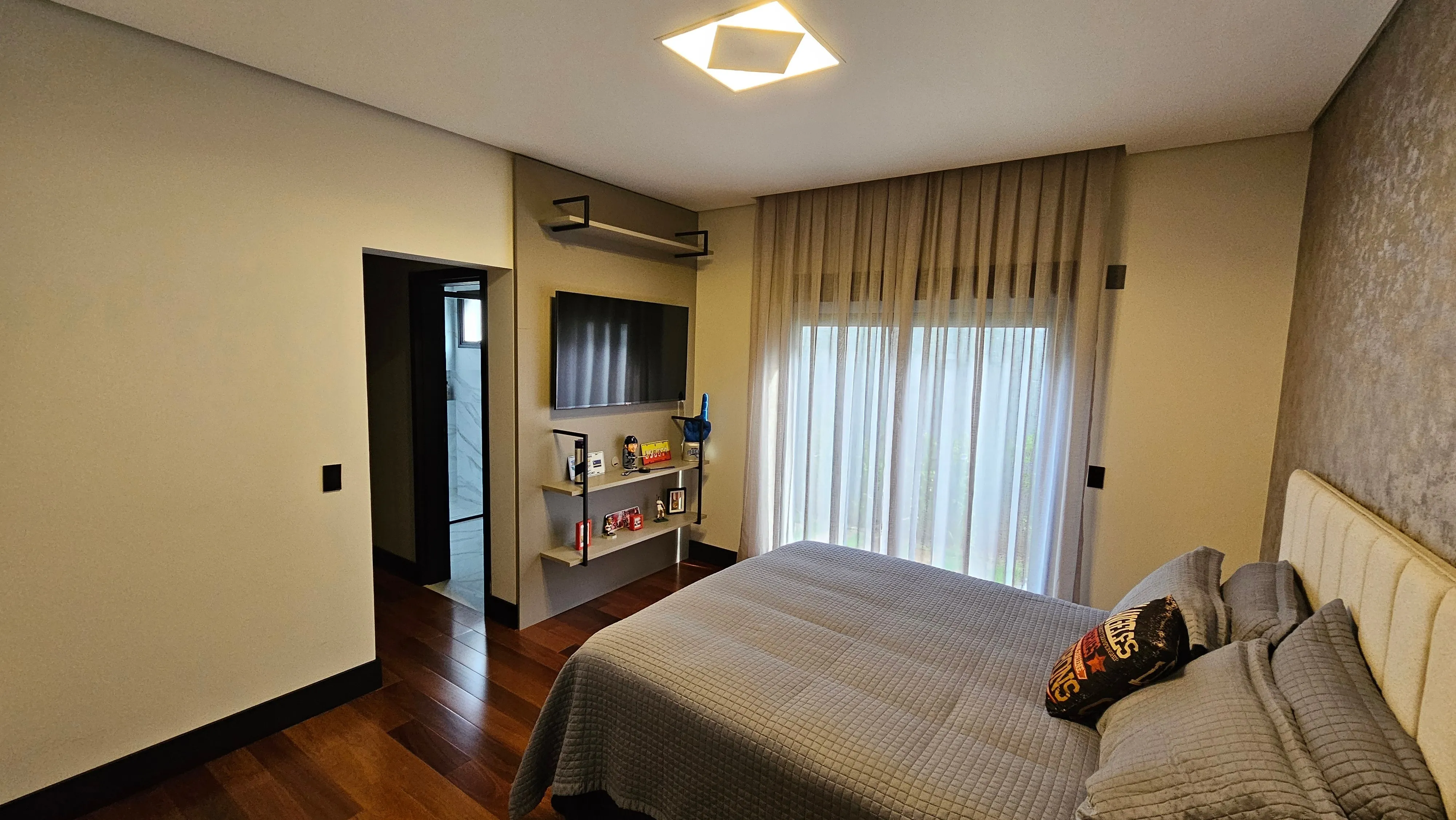 Imagem Linda Casa Térrea no Condomínio Saint Patrick com 440,29m².