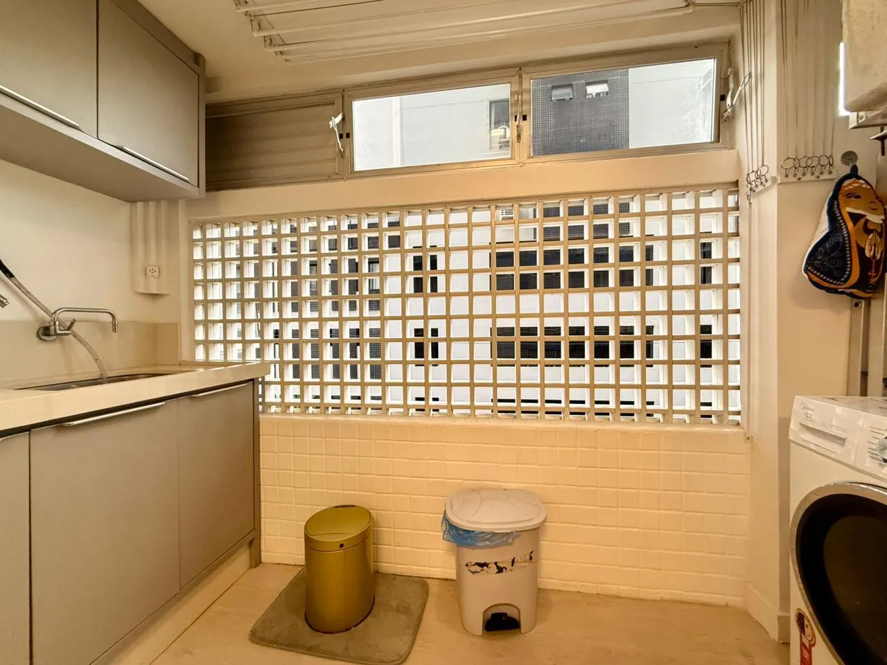 Imagem Apartamento com vista para o mar à venda com 120m2 por R$ 2.300.000,00