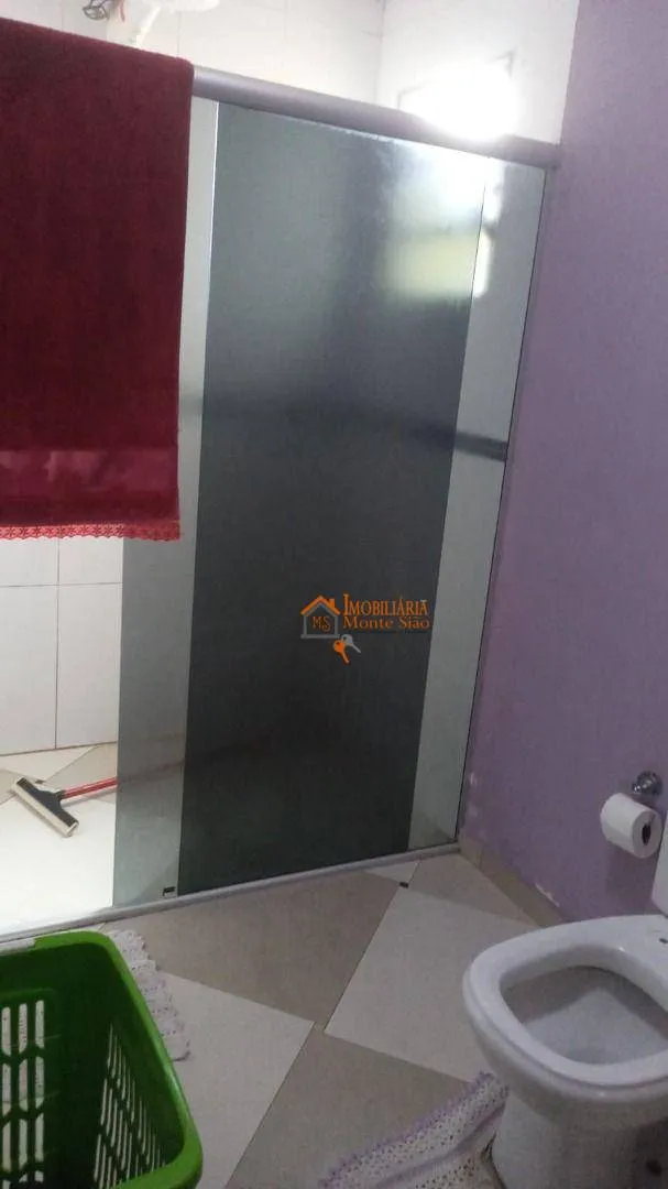Imagem Sobrado com 5 dormitórios à venda, 300 m² por R$ 650.000,00 - Jardim Silvia - Guarulhos/SP