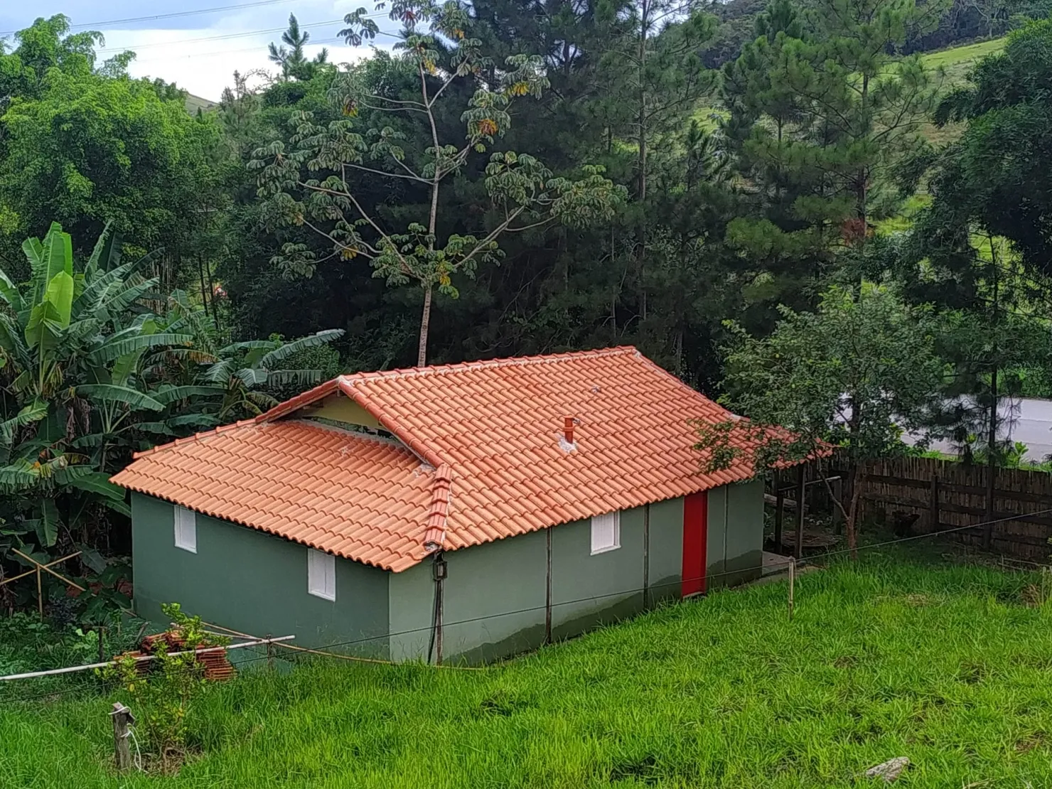 Imagem Chácara à venda 4 Quartos, 1 Suite, 90000M², Zona Rural, Silveiras - SP