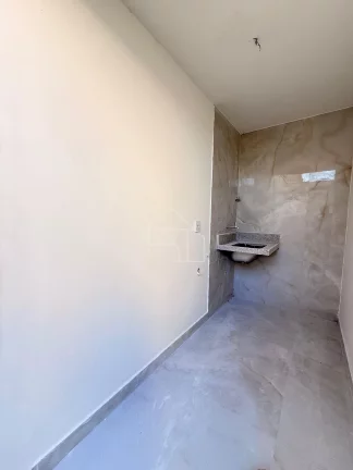 Imagem Casa Duplex com 3 Suítes em Colina de Laranjeiras