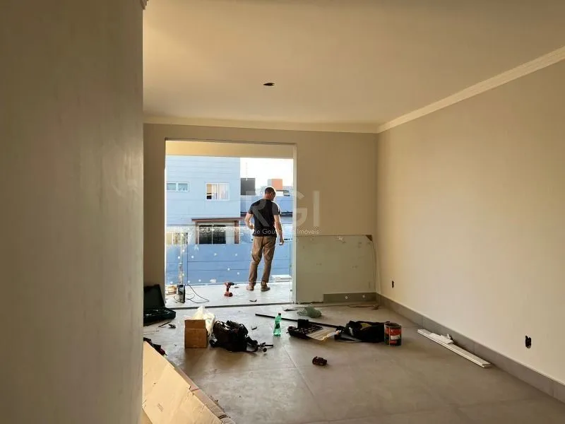 Imagem Sobrado para Venda - 140m², 3 dormitórios, sendo 1 suites, 2 vagas - Parque Granja Esperança