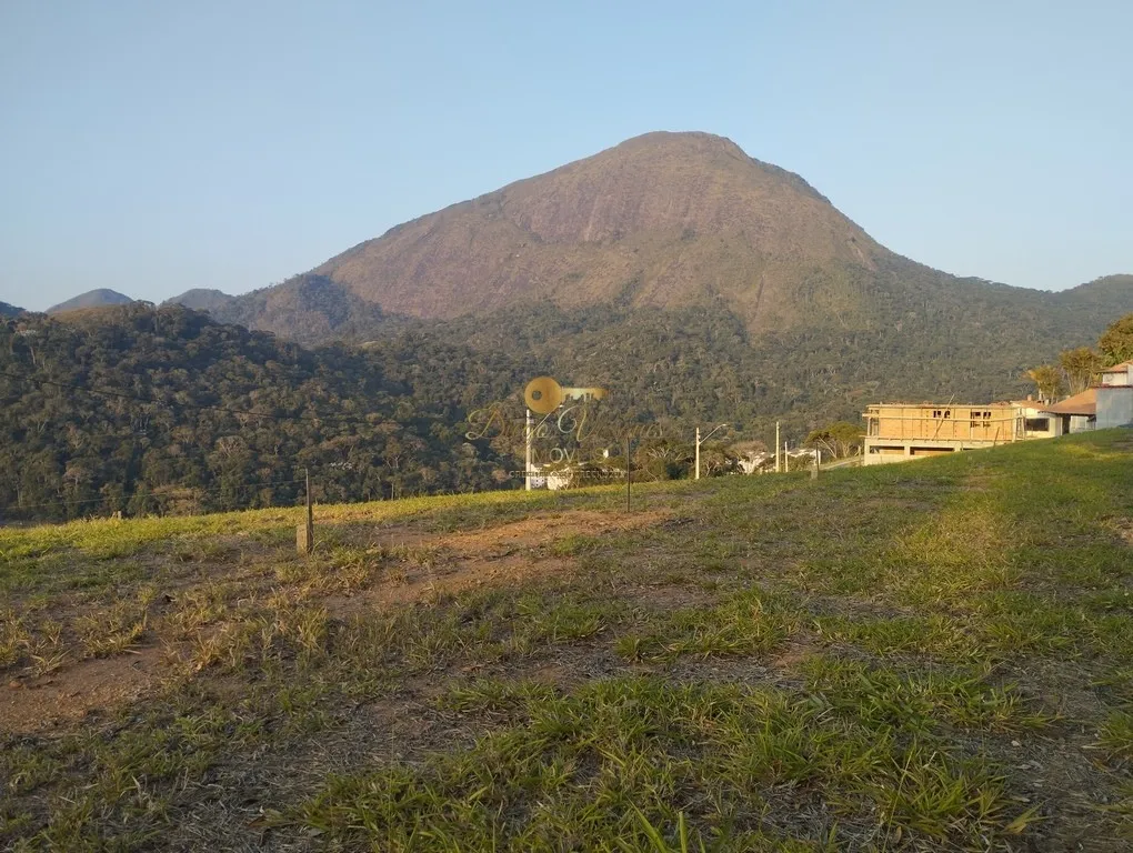 Imagem Terreno em Condomínio para Venda em Teresópolis / RJ no bairro Ermitage