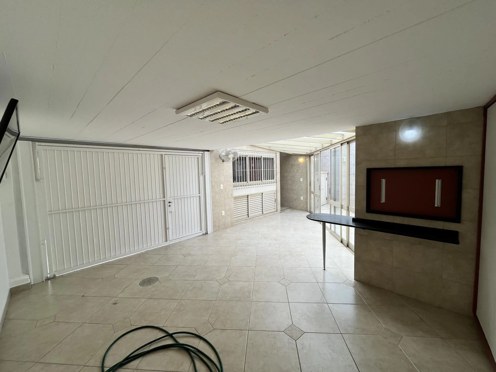 Imagem Casa para Venda - 160m², 3 dormitórios, sendo 1 suites, Jardim Botânico