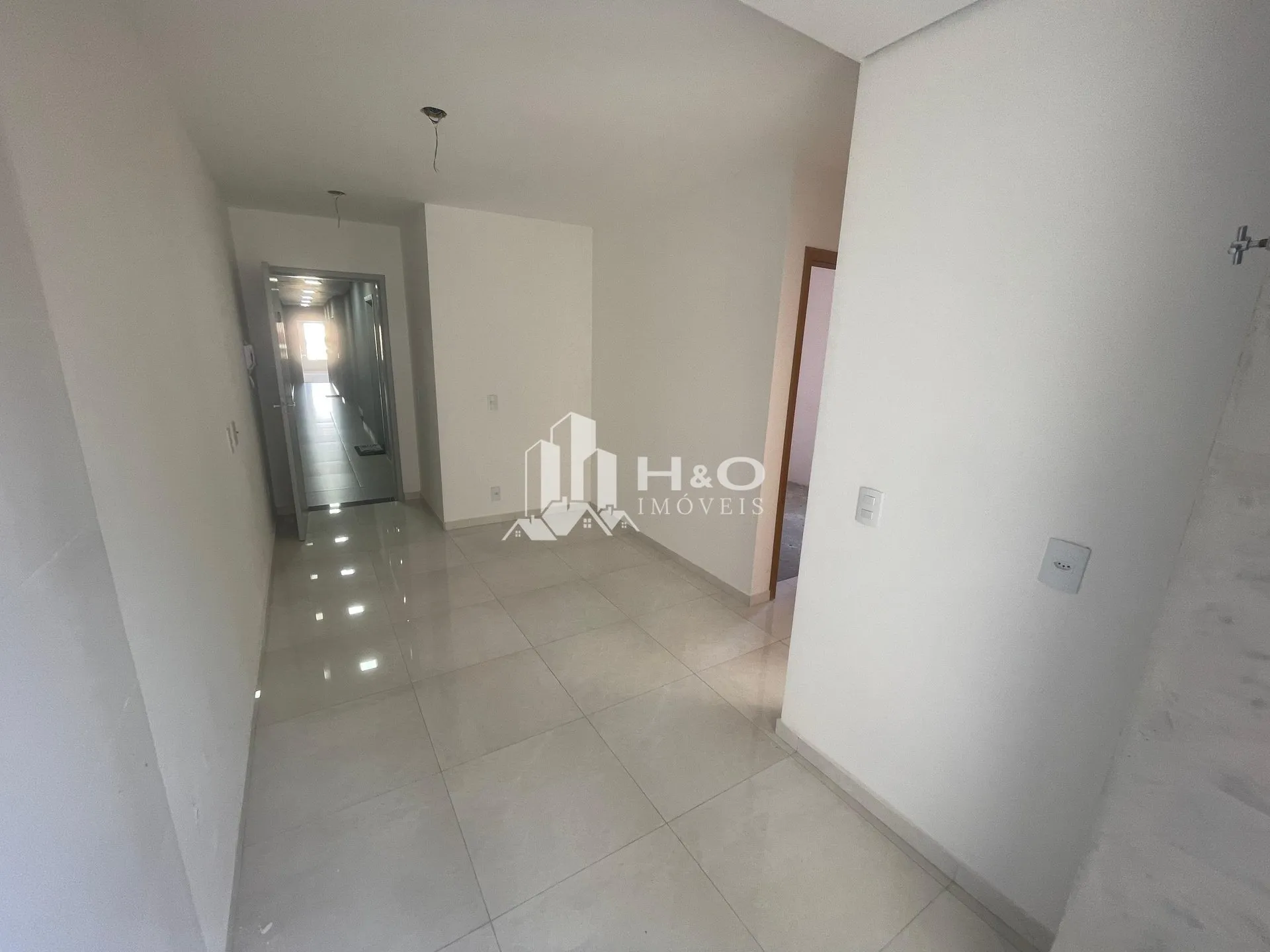 Imagem Apartamento à venda na Vila Carrão - 2 dormitórios - à partir de 250.000,00, a 200m da futura estação do metro