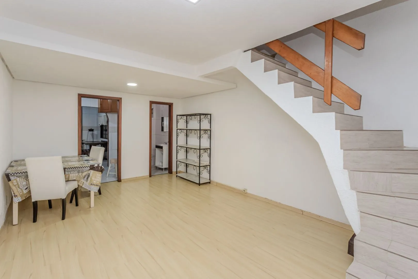 Imagem Casa em Condomínio no Jardim Ypu de 2 dormitórios e vaga DESOCUPADA