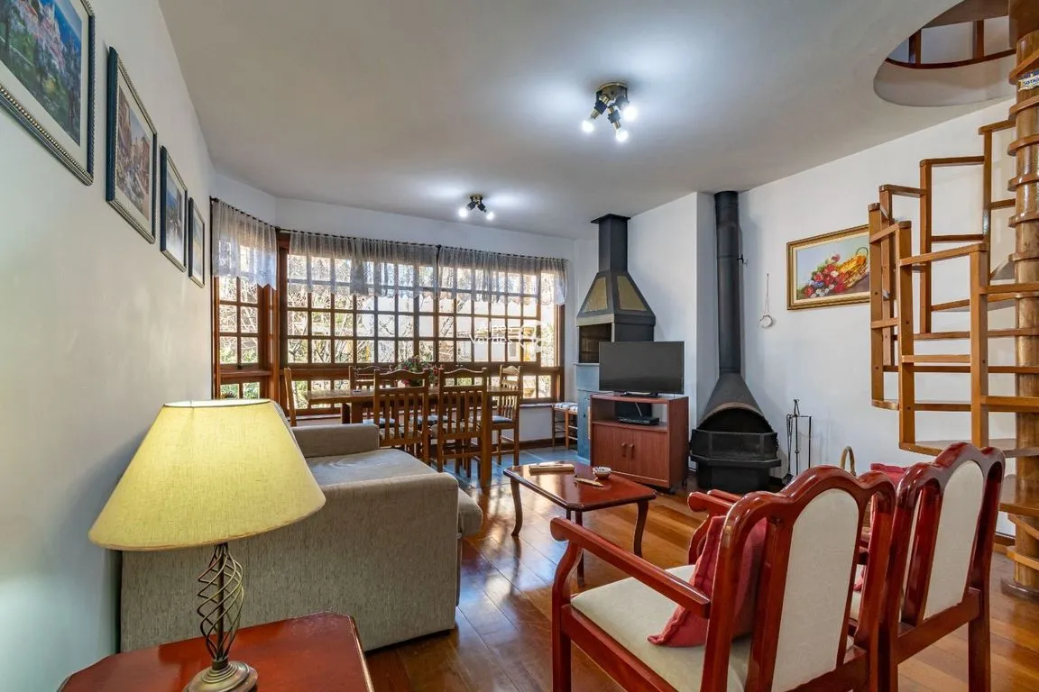 Imagem Apartamento Duplex à venda por R$ 820.000 = Floresta, Gramado =