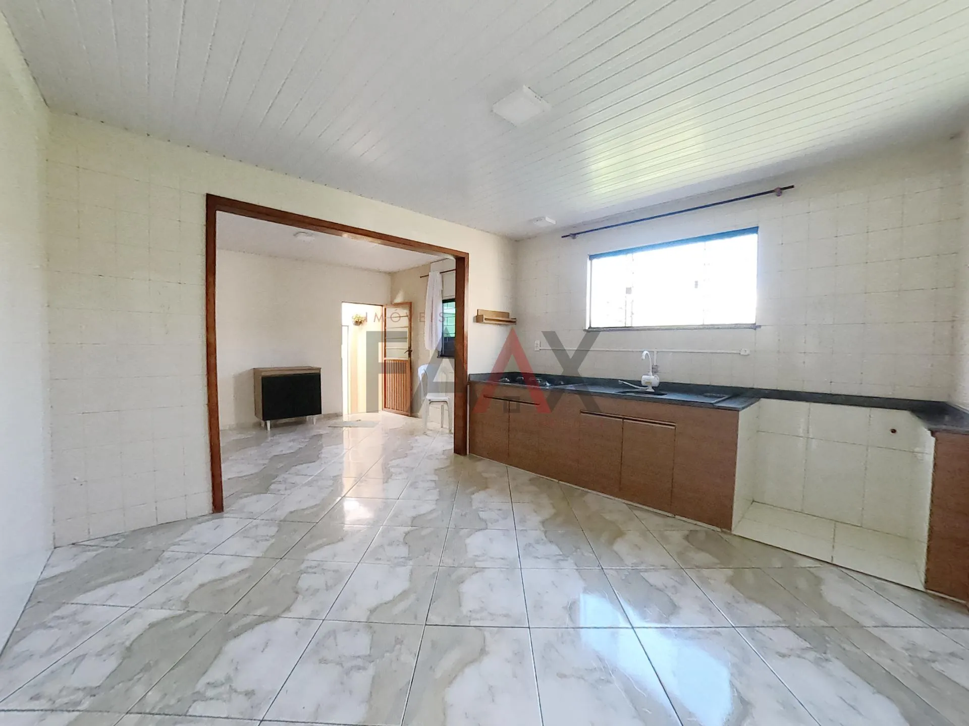Imagem CASA À VENDA NO CENTRO, GUARAPUAVA - PR