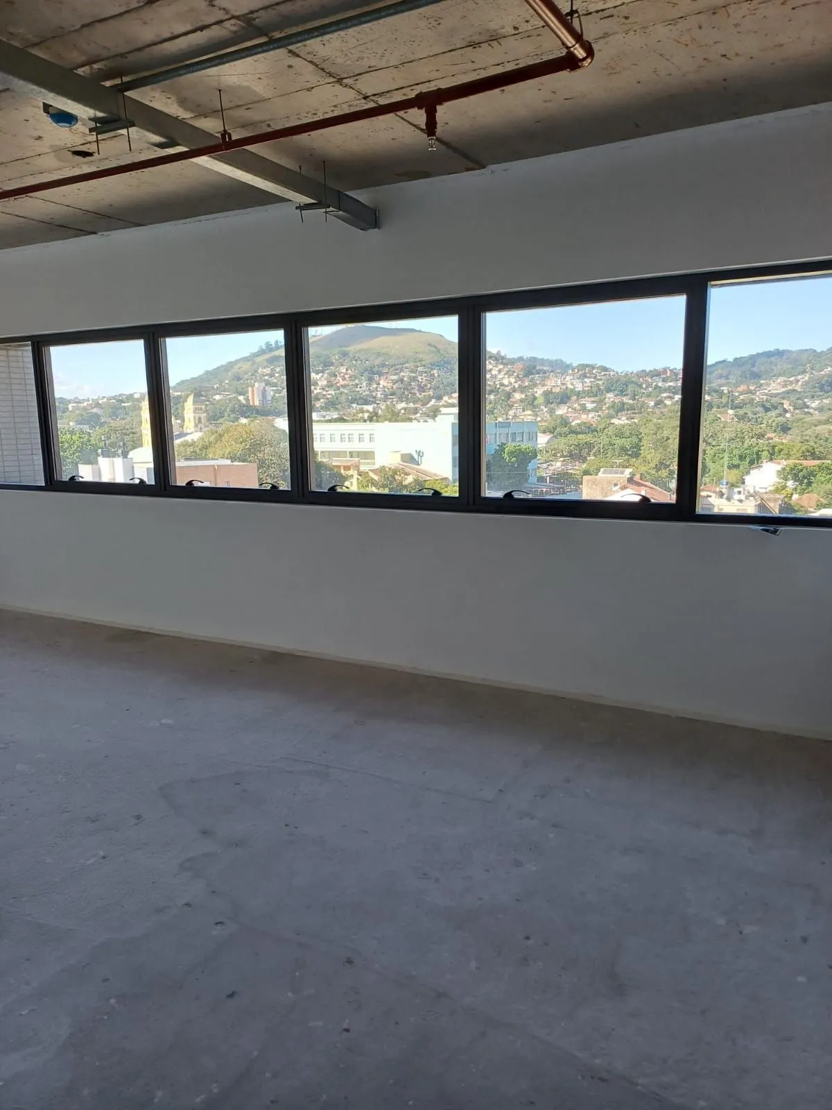 Imagem Sala Comercial em Teresópolis