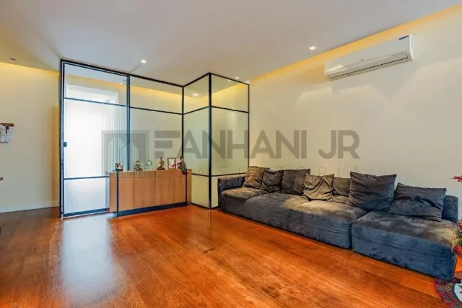 Imagem Imperdível oportunidade: Casa à venda em São Paulo-SP, Vila Romana, 4 quartos, 1 suíte, 6 salas, 6 banheiros, 2 vagas, 390m².