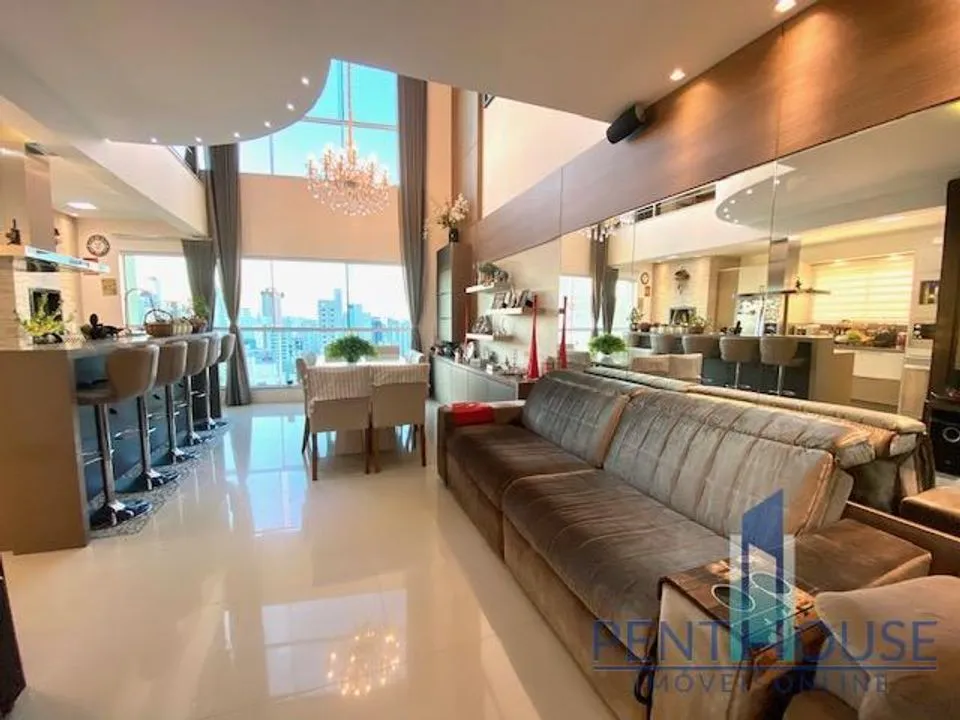 Imagem Apartamento Zona Central para Venda em Balneário Camboriú, CENTRO, 4 dormitórios, 4 suítes, 5 banheiros, 2 vagas
