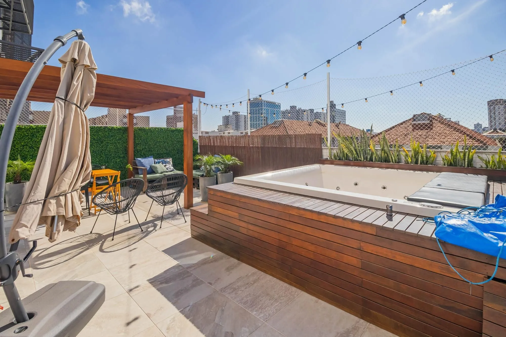 Imagem Apartamento garden semi-mobiliado e decorado no bairro Jardim Lindóia
