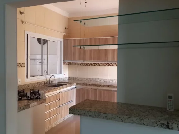 Imagem CASA TÉRREA À VENDA NO CONDOMÍNIO VISTA VERDE