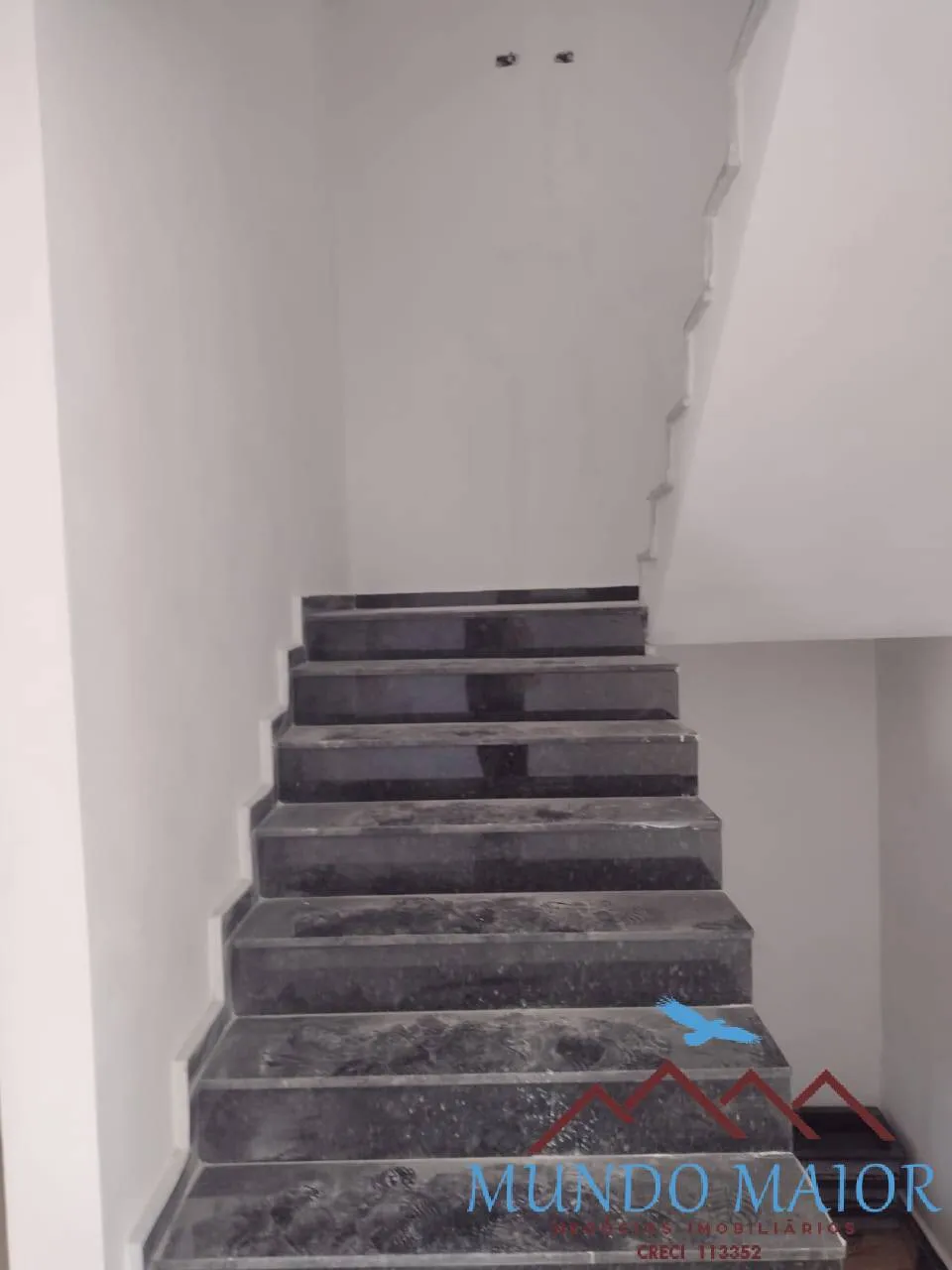 Imagem Cobertura com 2 Quartos e 2 banheiros à Venda, 120 m² -Com Elevador !!!