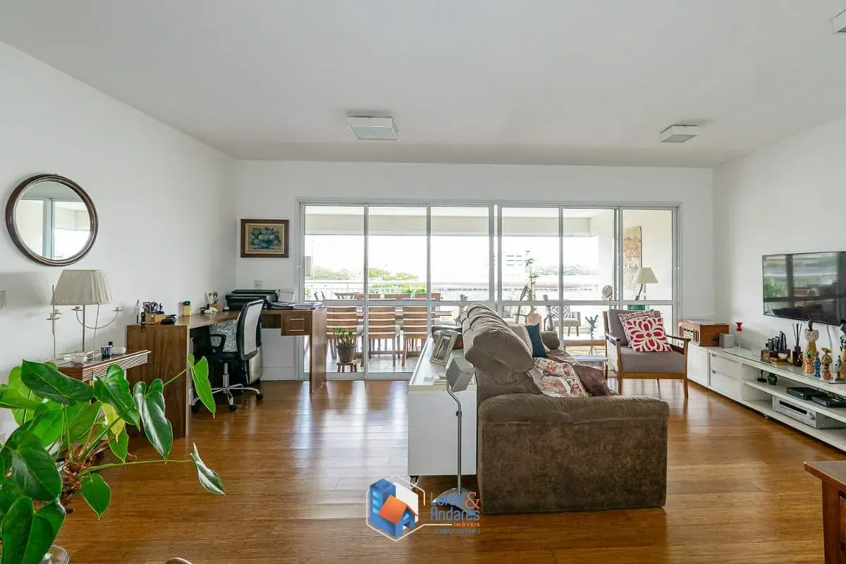 Imagem Apartamento para venda em Santo Amaro com 3 quartos, sendo 3 suítes, 160m²