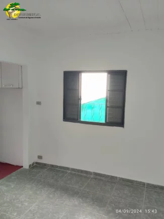 Imagem CASA C/ 30M², 1 DORM, COZINHA, WC E TERRAÇO NUMA TRAVESSA DA AV GUACA