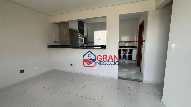 Imagem Sobrado com 3 Quartos para Alugar, 110 m² em Santo Inácio - Curitiba
