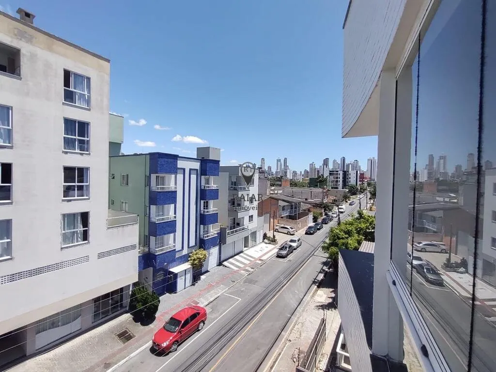 Imagem Ótima oportunidade para moradia em um bairro cada vez mais valorizado. Livre de alagamentos, perto ...