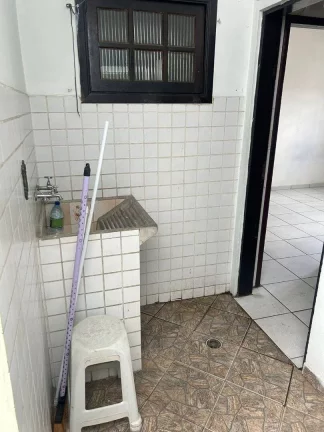 Imagem Casa com 1 dormitório para alugar, 35 m² por R$ 1.042,00/mês - Cidade São Jorge - Santo André/SP