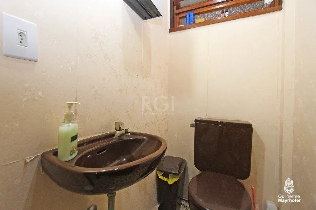 Imagem Casa para Venda - 381m², 3 dormitórios, sendo 1 suites, 4 vagas - Tristeza