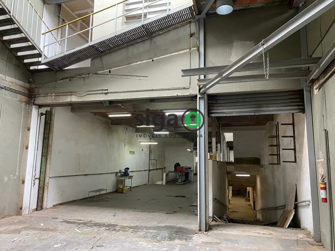 Imagem GALPÃO COMERCIAL PARA VENDA E LOCAÇÃO, 1.032 m² - CIDADE ADEMAR ZONEAMENTO ZEIS-I