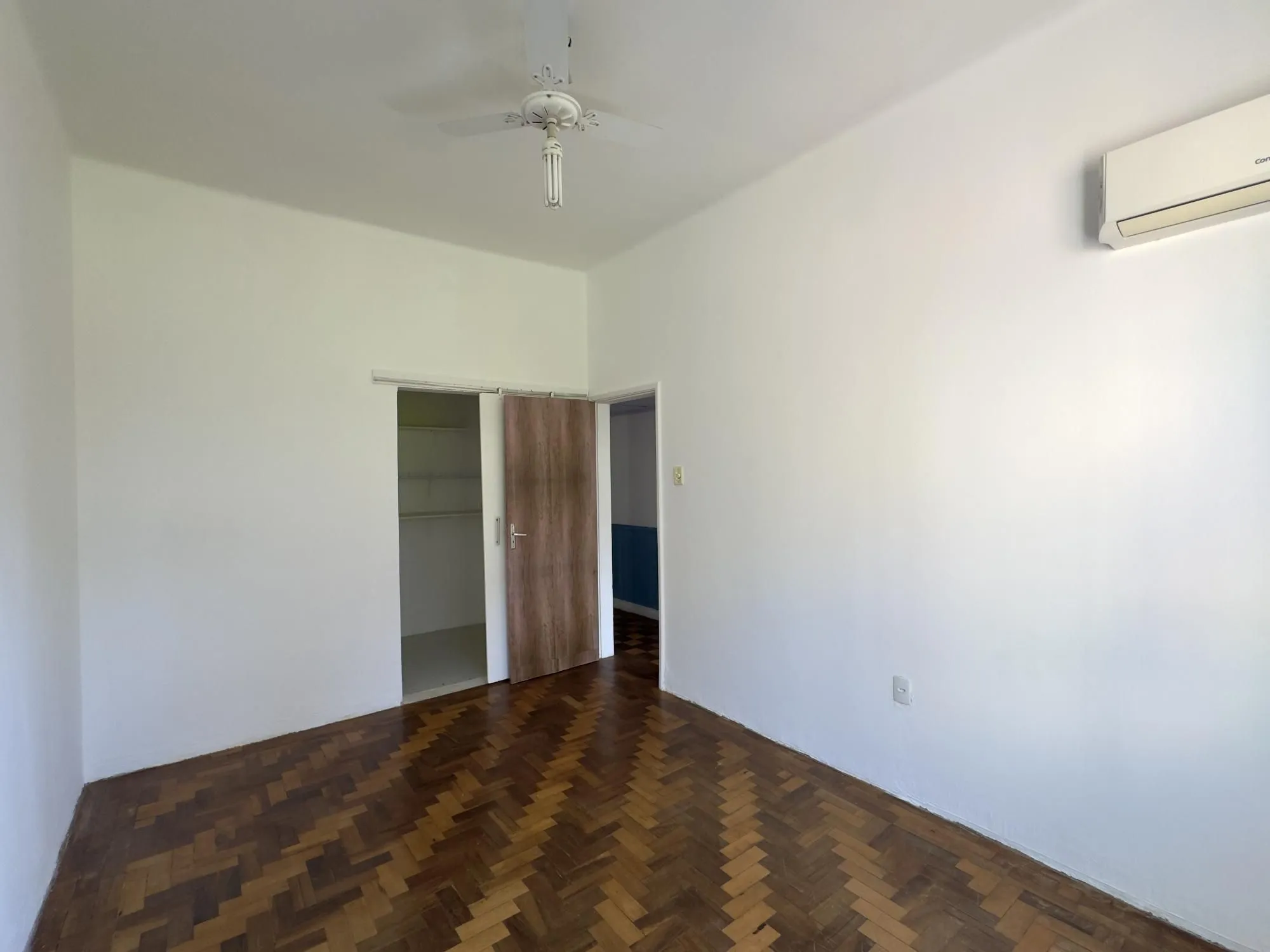 Imagem Apartamento 2 dormitórios super silencioso no Centro Histórico