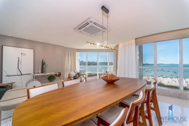 Imagem Apartamento Frente Mar para Venda em Balneário Camboriú, CENTRO, 4 dormitórios, 4 suítes, 6 banheiros, 4 vagas