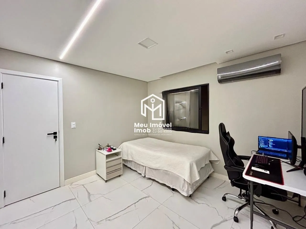 Imagem Casa 3 Suítes 397m² Reformada Colônia Agrícola Samambaia