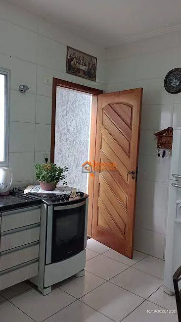 Imagem Casa com 2 dormitórios à venda, 70 m² por R$ 520.000,00 - Jardim Las Vegas - Guarulhos/SP