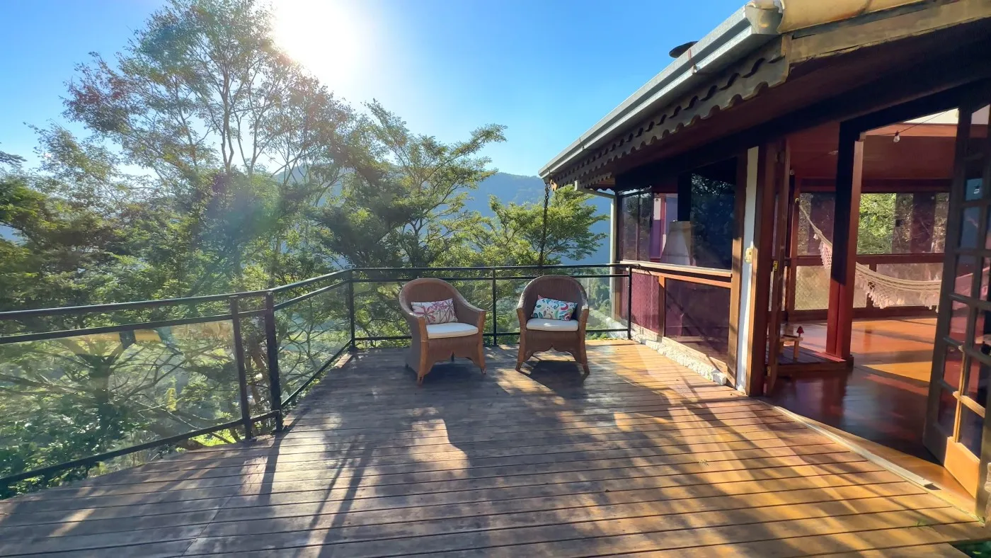 Imagem Casa em Condomínio para Venda em Petrópolis / RJ no bairro Cuiabá
